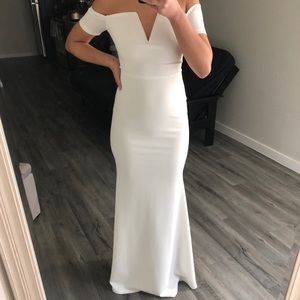 Lulu’s off shoulder maxi dress formfitting white